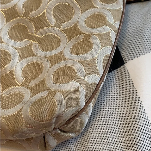 COACH Crossbody Bag - Picture 5 of 6